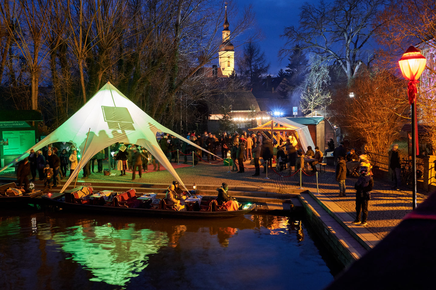 Spreewälder Adventszauber mit Theaterkahnfahrt 14.12.25