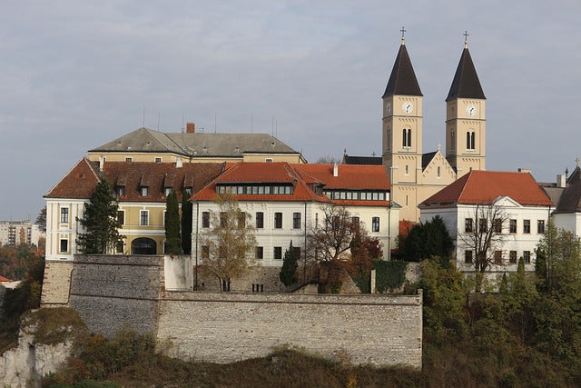 Ungarn facettenreich erleben 06.04. - 12.04.27