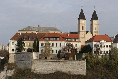 Ungarn facettenreich erleben 06.04. - 12.04.27